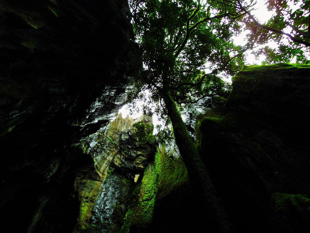 Beautiful Yana Rock Caves for Trekking