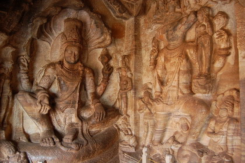 badami cave temples karnataka