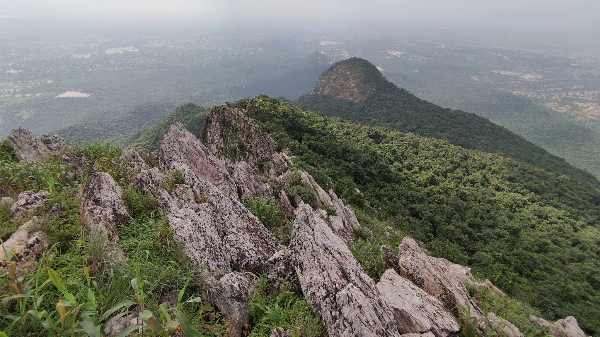 Best Tourist Places to Visit in Akaltara