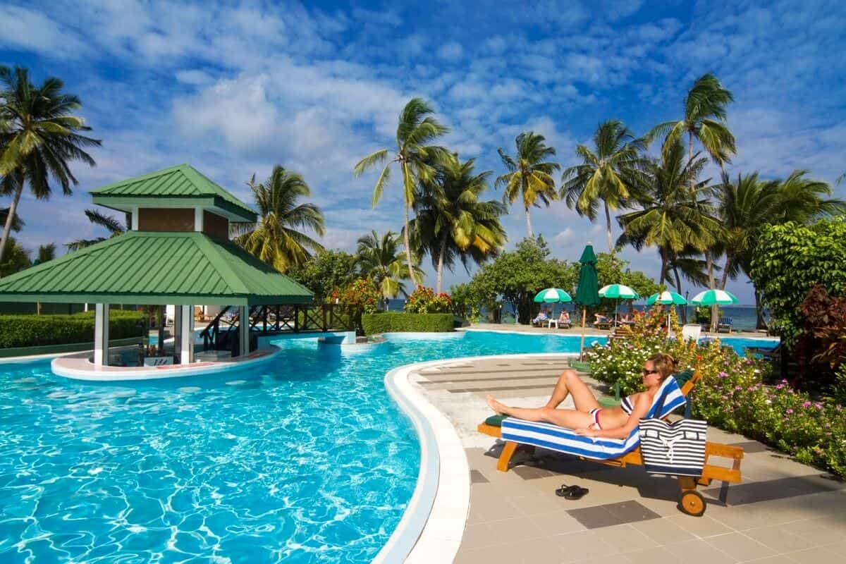 hotels-in-gan-island-maldives