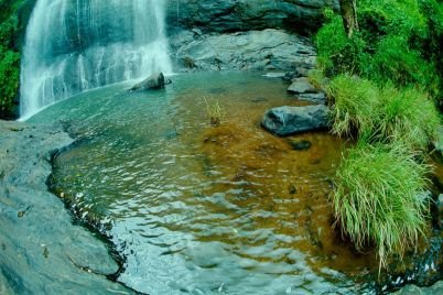 Chelavara-Water-Falls-near-Ponnampet.jpg