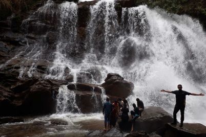 Sirimane-Falls-Sringeri-4.jpg