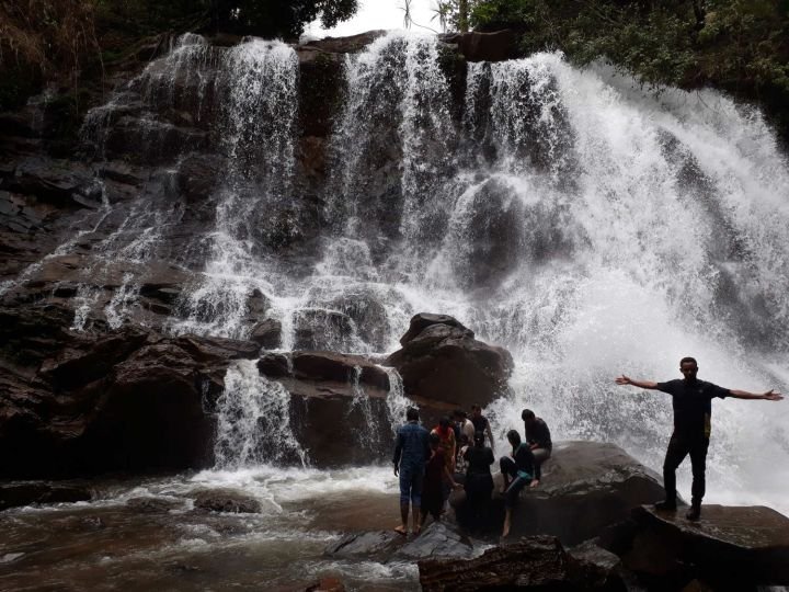 Sirimane-Falls-Sringeri-4.jpg